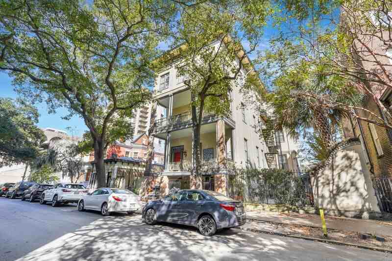 112 East Harris Street - Photo 3 of 32