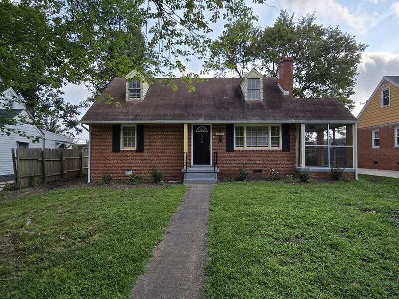 6012 Mann Ave - Photo 3 of 32