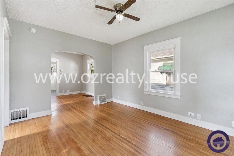 1763 Georgia Ave - Photo 5 of 19