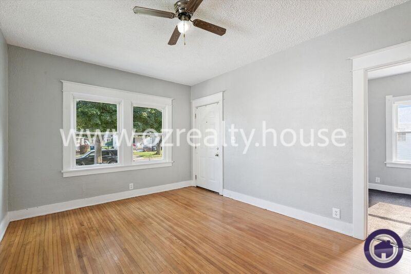 1763 Georgia Ave - Photo 6 of 19