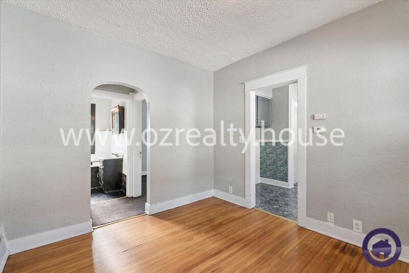 1763 Georgia Ave - Photo 7 of 19