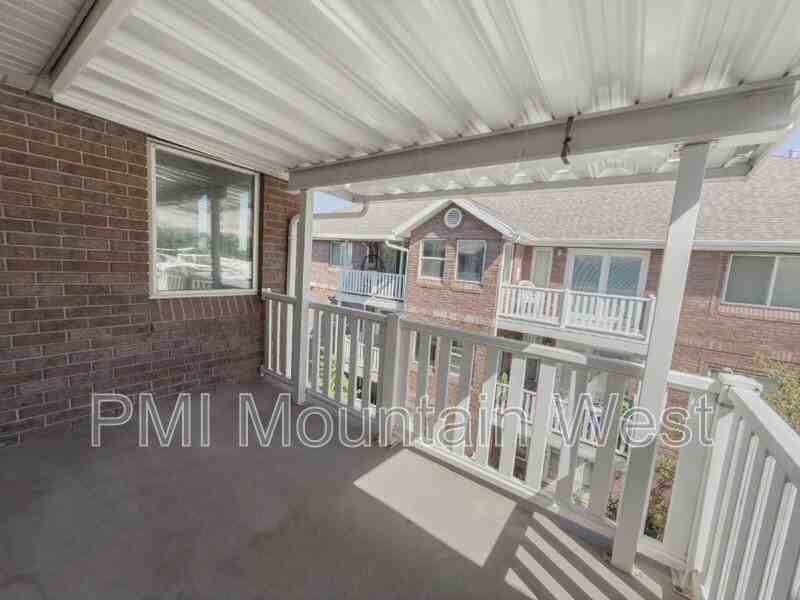 320 N.W. #304 - Photo 3 of 23