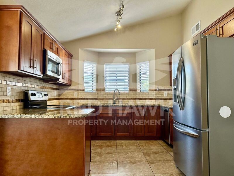 1420 E Rosemonte Dr - Photo 6 of 23