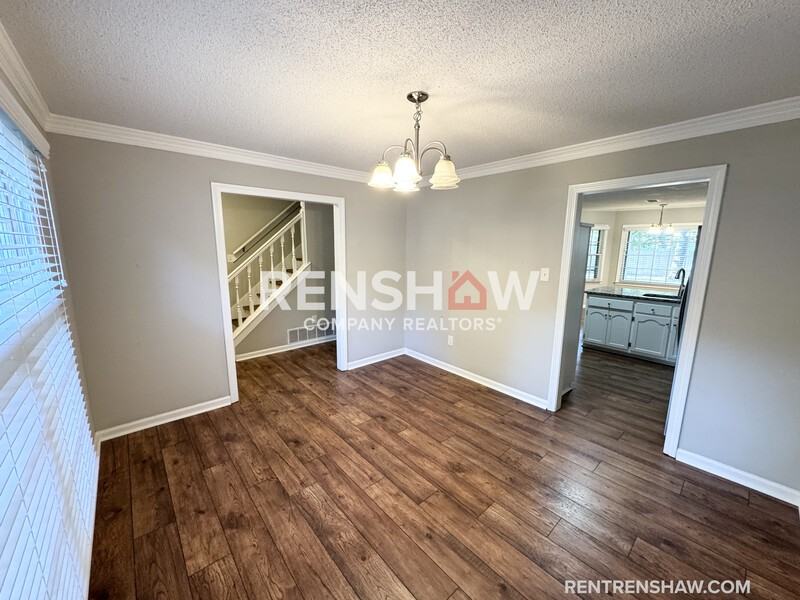 8177 Kimbrook Dr - Photo 3 of 23