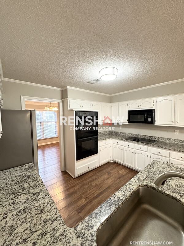 8177 Kimbrook Dr - Photo 6 of 23