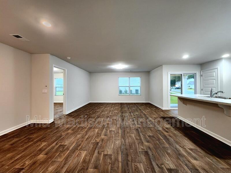 122 Ellie Way - Photo 5 of 24