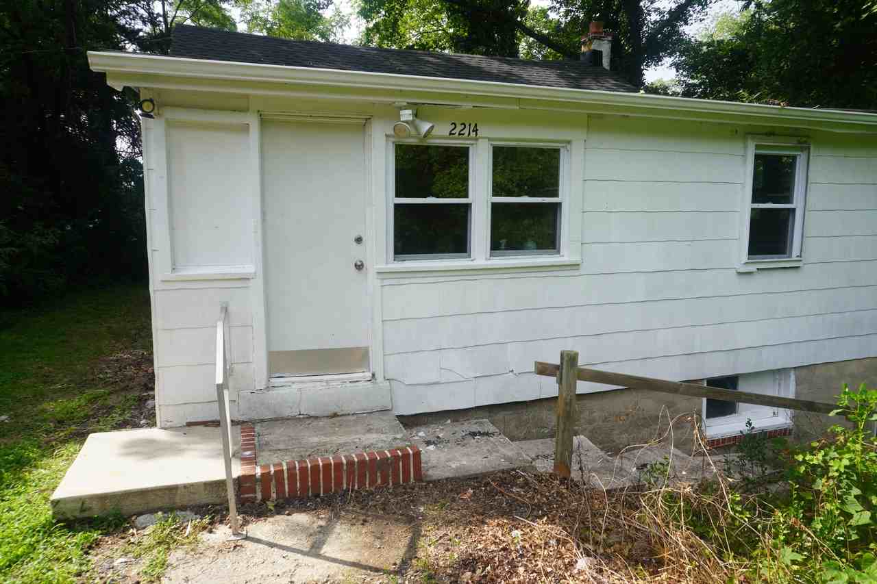 2214 Vandermast Lane - Photo 2 of 29