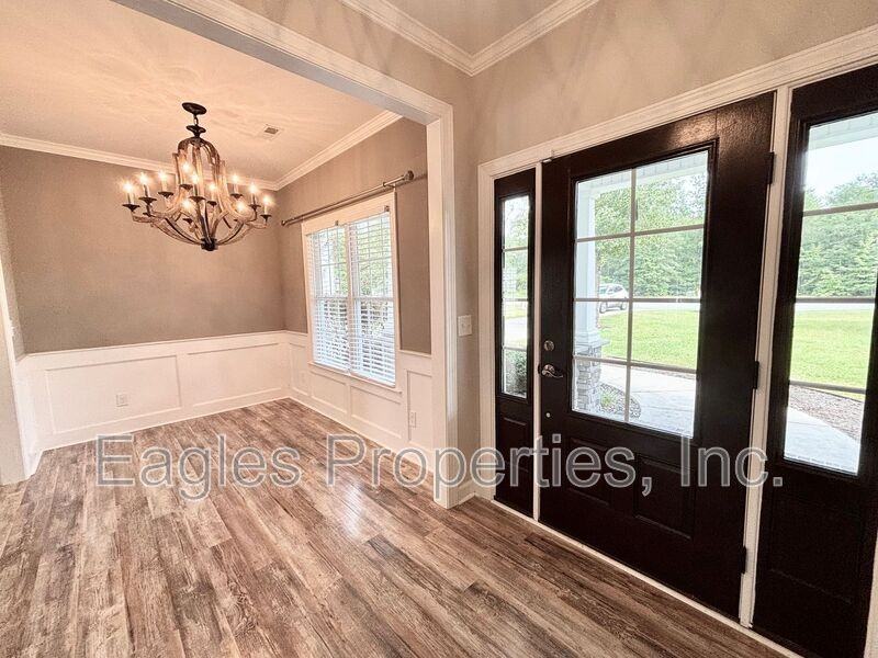 237 Deer Pointe Dr - Photo 2 of 20