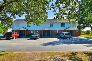 featured image of 3800 Plowden Rd #B2