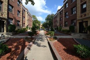 819 W Waveland Ave #G - Photo 1 of 1