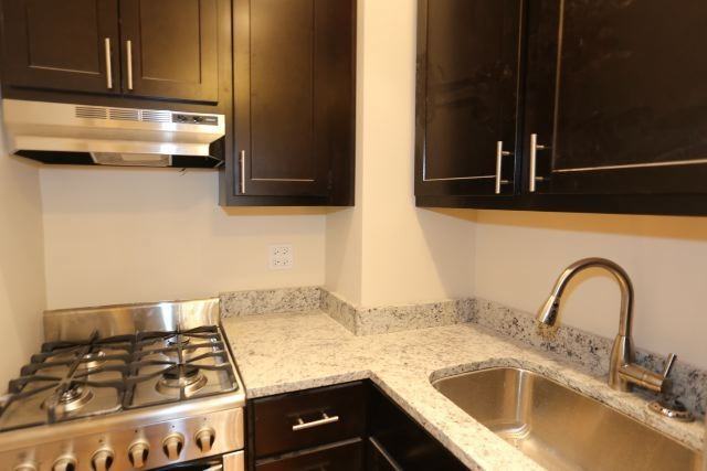 612 W Patterson Ave #409 - Photo 2 of 12