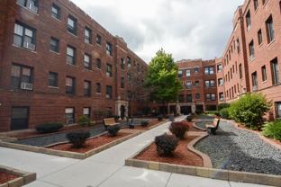 2906 N Mildred Ave #2O - Photo 1 of 1