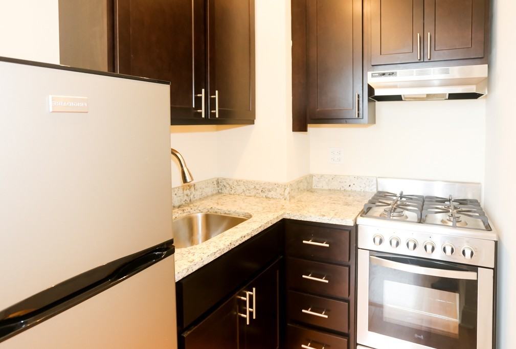 612 W Patterson Ave #605 - Photo 2 of 15