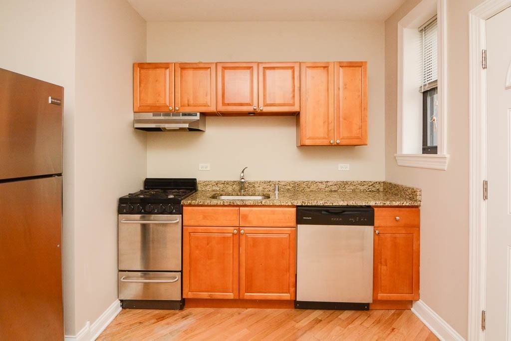 896 Green Bay Road #B17 - Photo 2 of 21