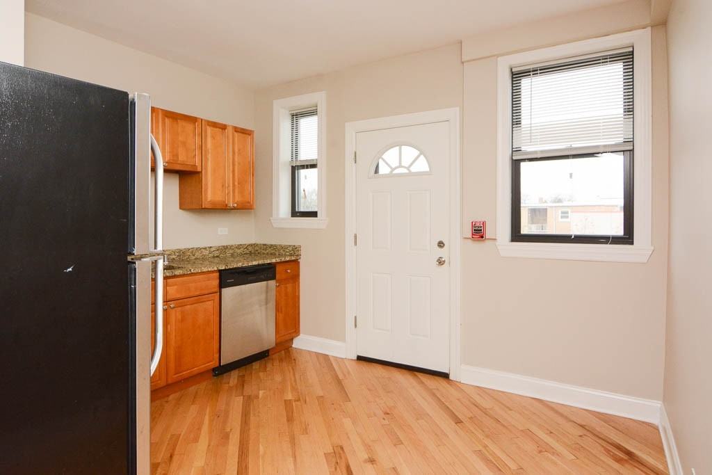 896 Green Bay Road #B17 - Photo 3 of 21