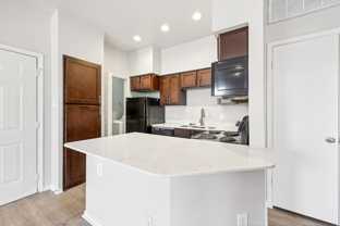 Oaks White Rock - Photo 1 of 1