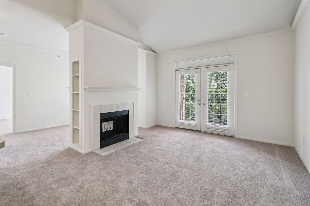 Oaks Hackberry Creek - Photo 4 of 28