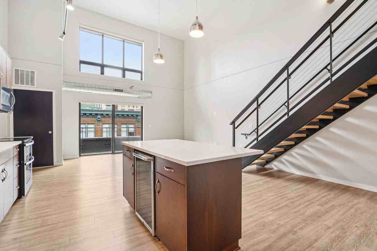 Oaks Union Depot - Photo 2 of 50