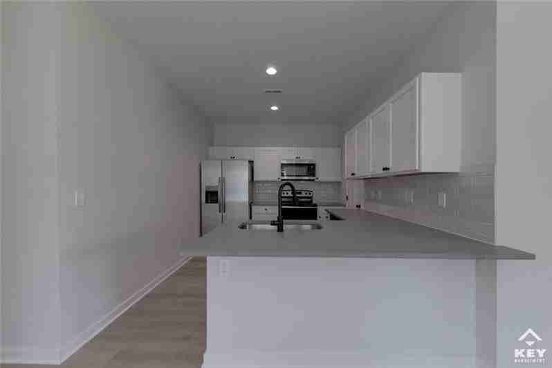 5458 N Briskbay Ct - Photo 3 of 26