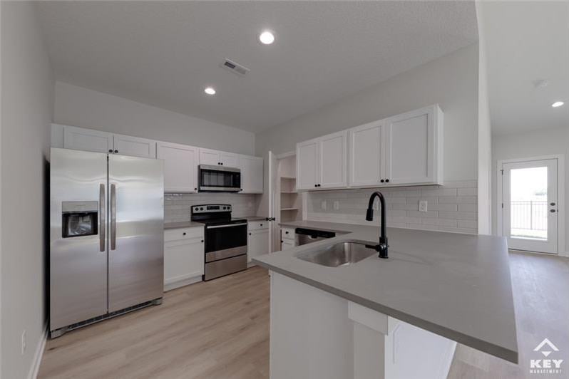 5458 N Briskbay Ct - Photo 6 of 26