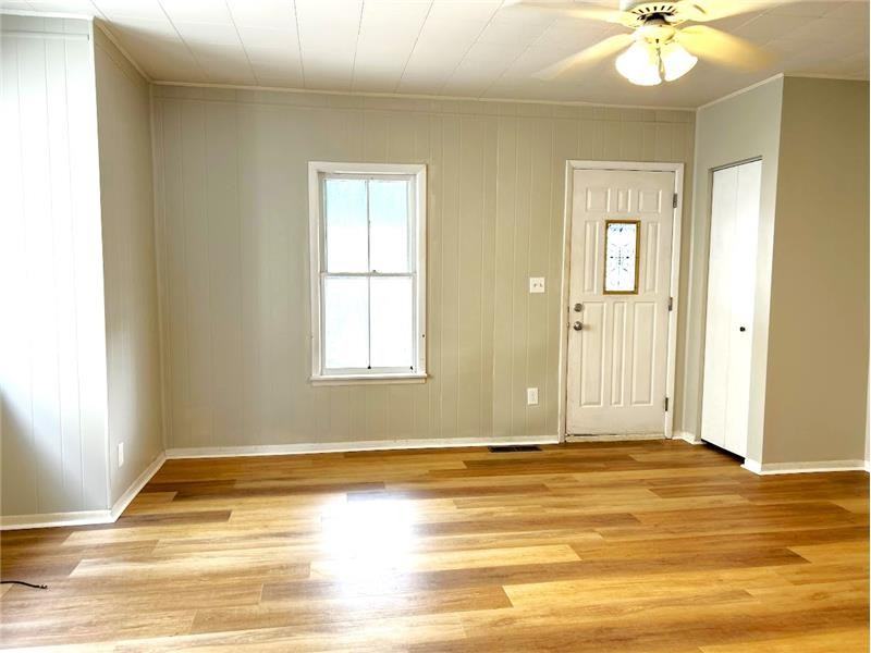 46 Center Ave - Photo 2 of 17