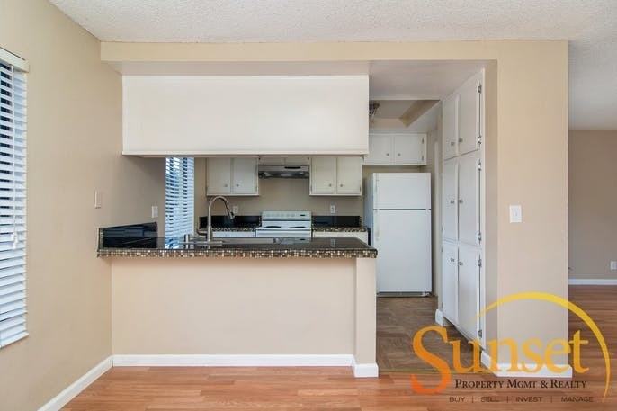 2-12. 1672 Emerald Street - Photo 4 of 20