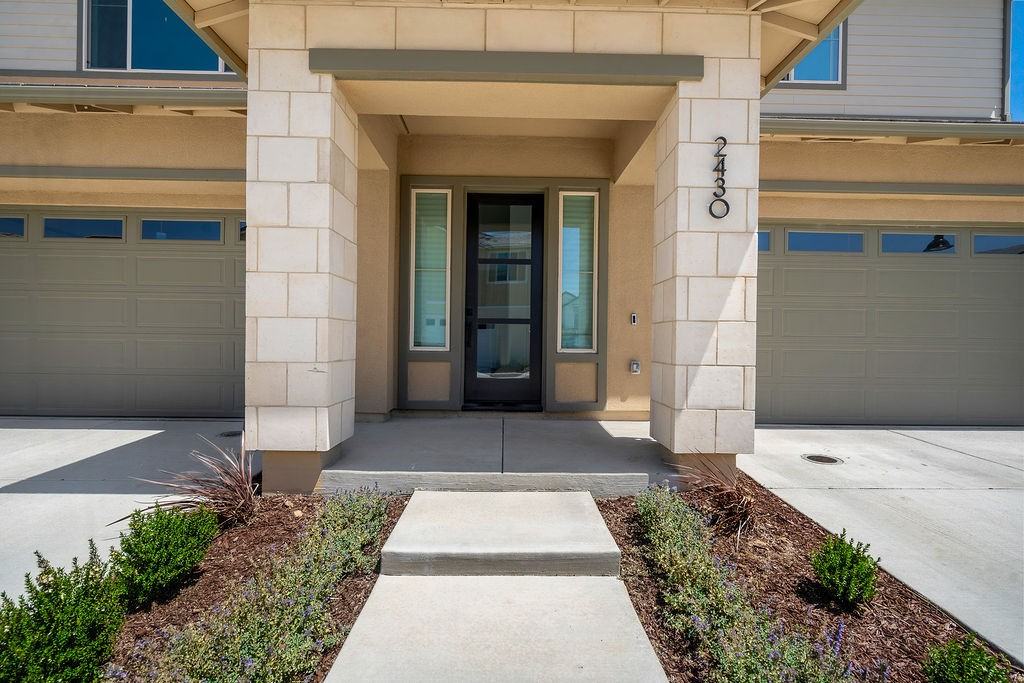 2430 Shore Vista - Photo 2 of 51