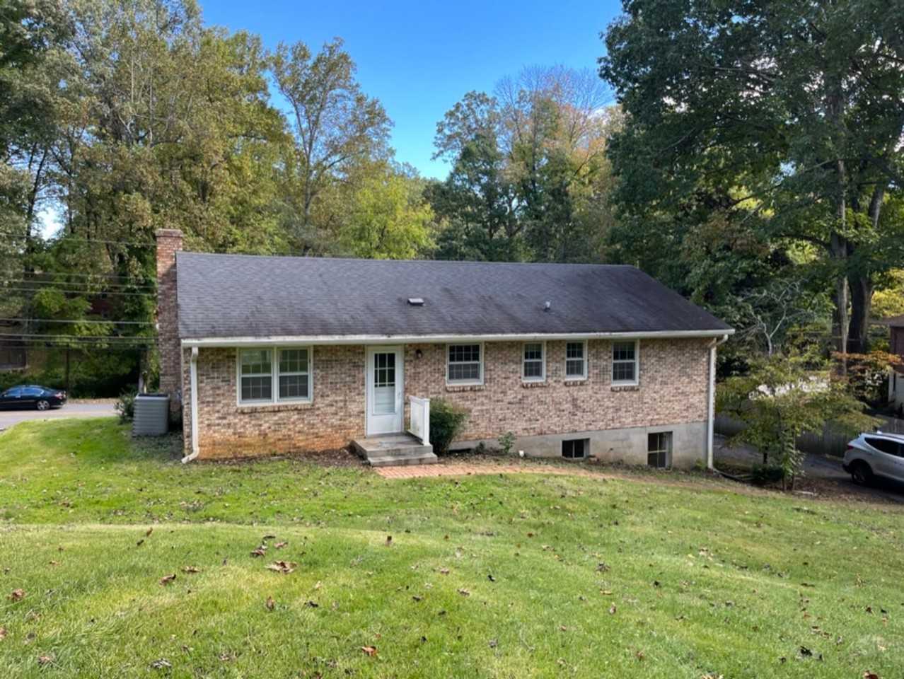 2023 Indian Hill Rd - Photo 2 of 3