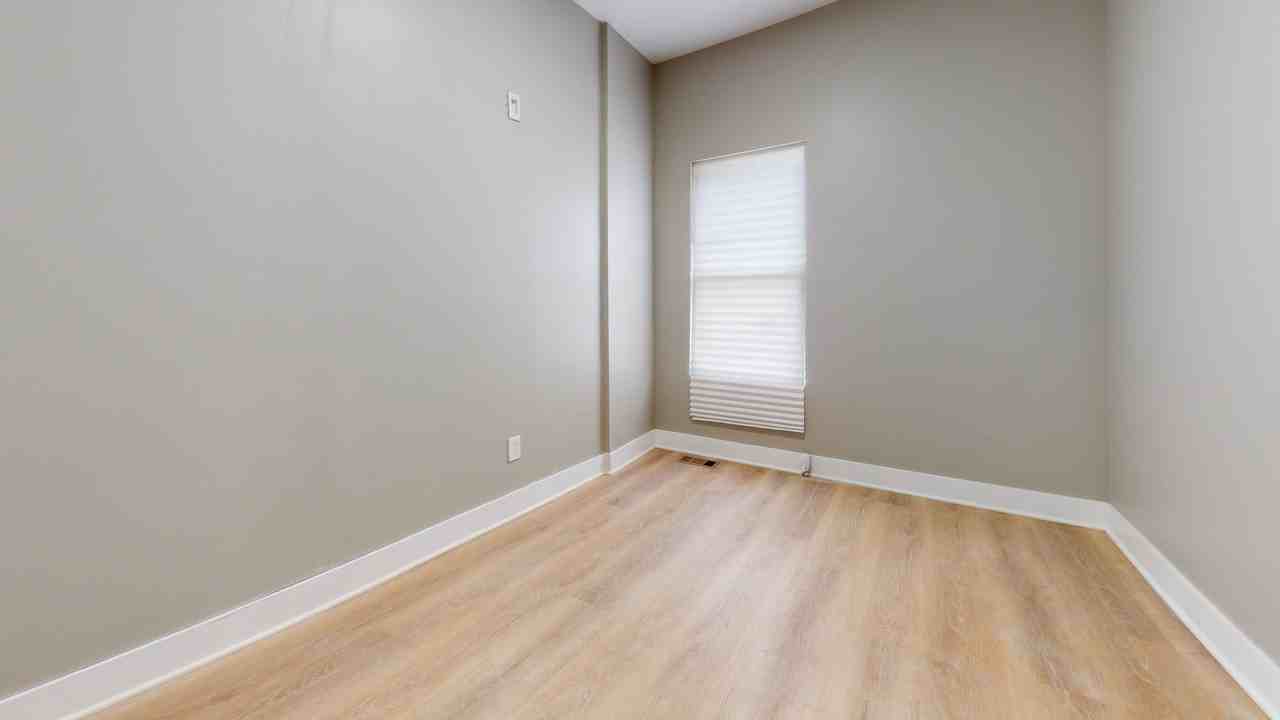 7640 Woodrow Wilson Street - Photo 7 of 10