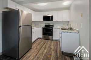 featured image of 859 Pine St