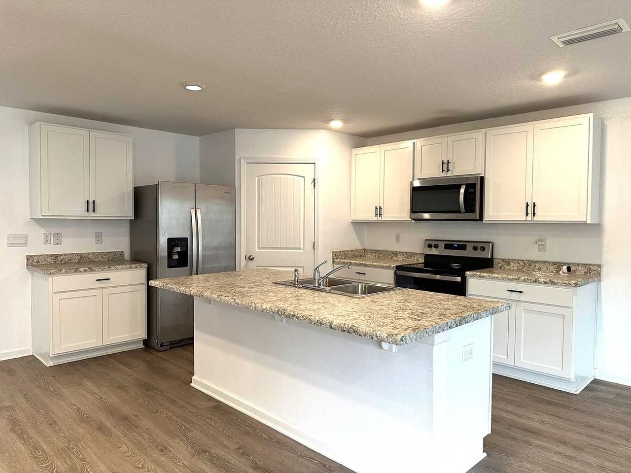 3262 Chappelwood Dr - Photo 2 of 20
