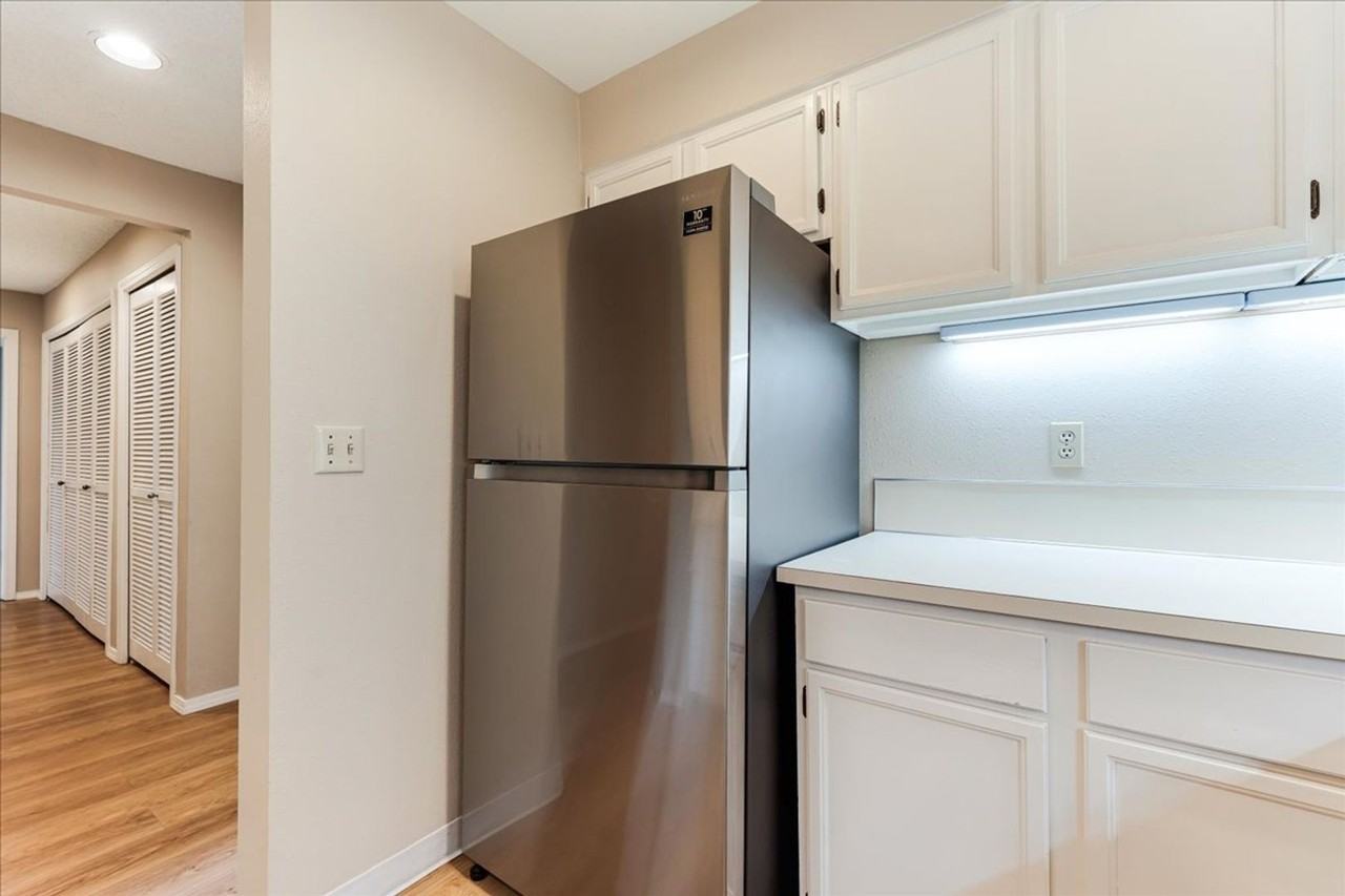 5150 S Landing Dr #205B2 - Photo 6 of 21