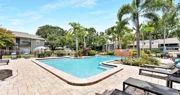 featured image of 5510 N Himes Ave
