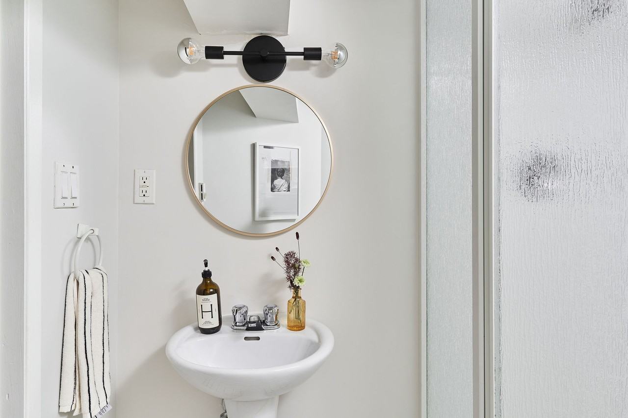 115 Gore Vale Avenue - Photo 6 of 17