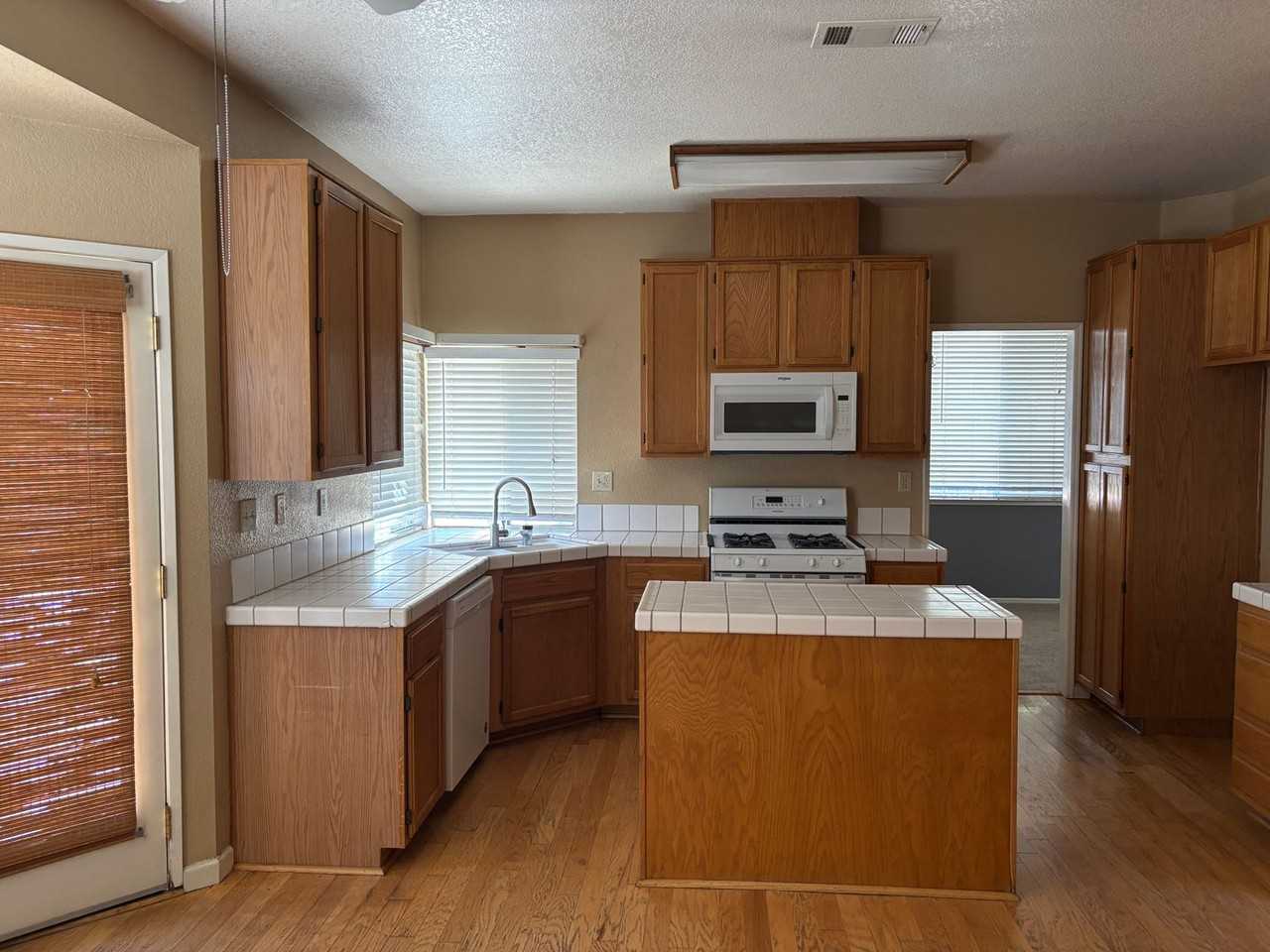 8972 Beryl Creek Way - Photo 6 of 20