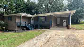 featured image of 108 Nottingham Ln