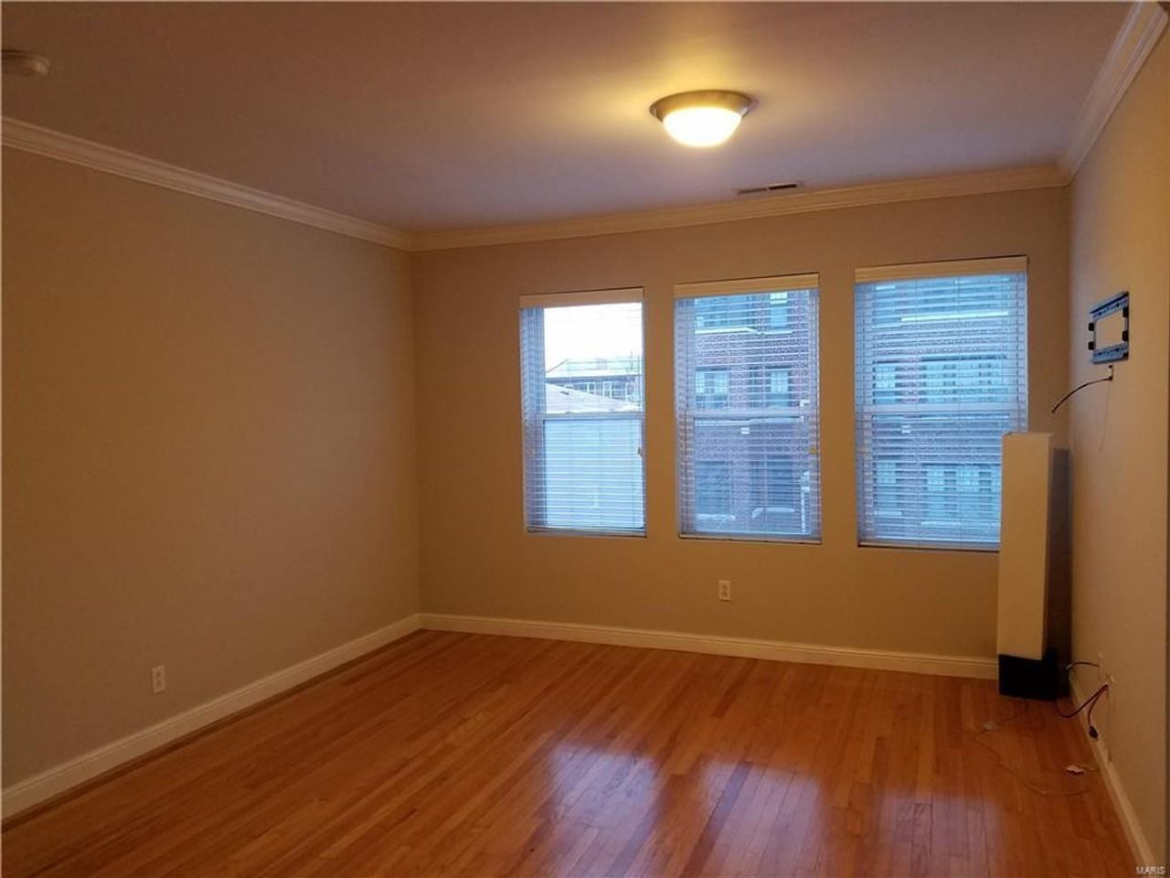 6318 N Rosebury Ave - Photo 5 of 5