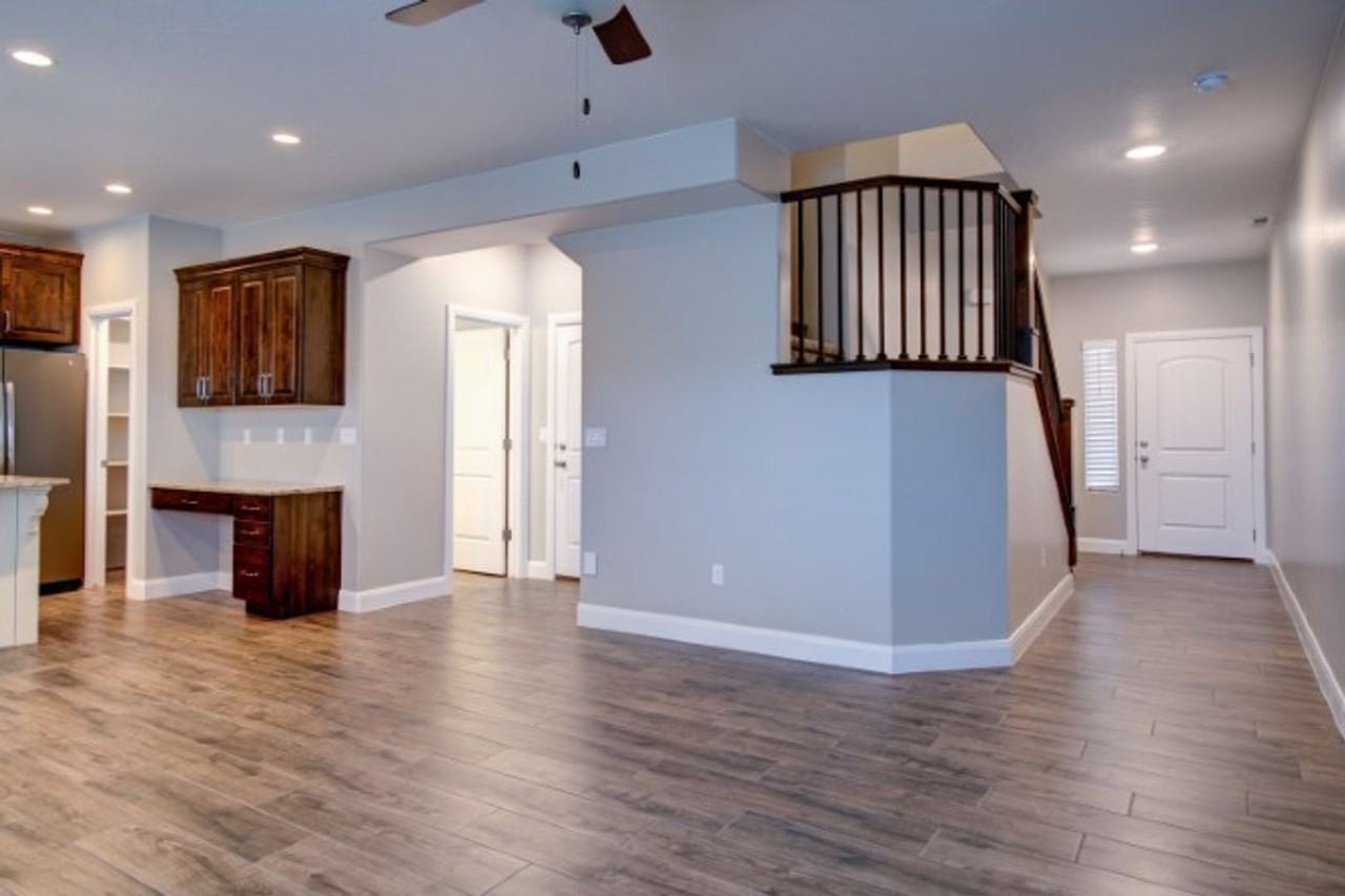 1549 Northfield Rd #60 - Photo 3 of 14