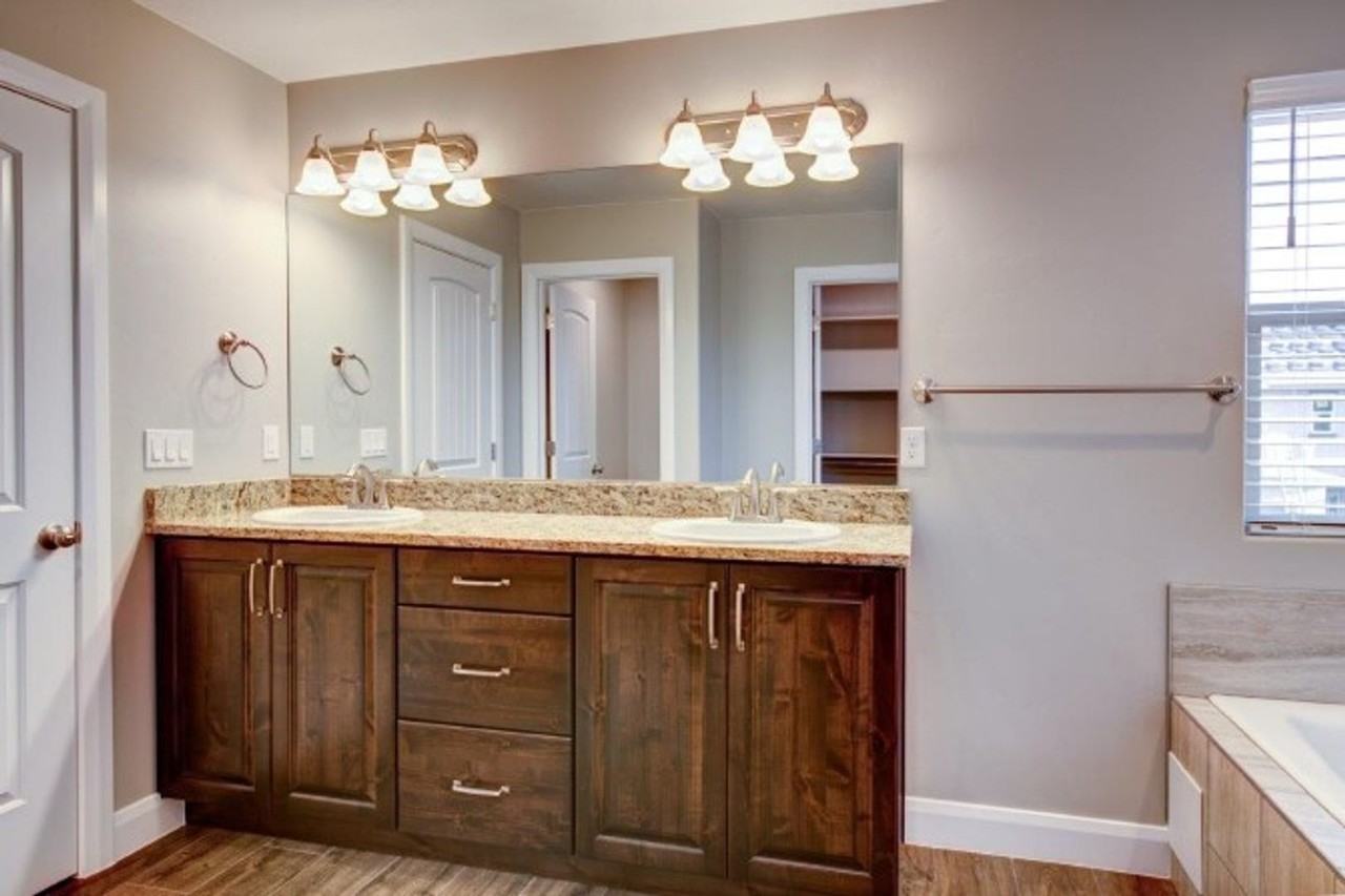 1549 Northfield Rd #60 - Photo 6 of 14