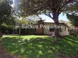 featured image of 240 Walnut St