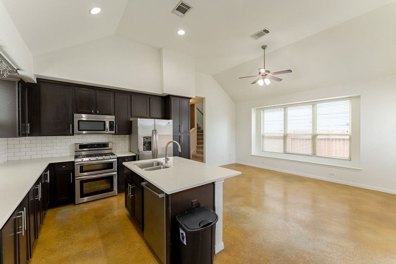 4514 Senda Ln - Photo 7 of 26