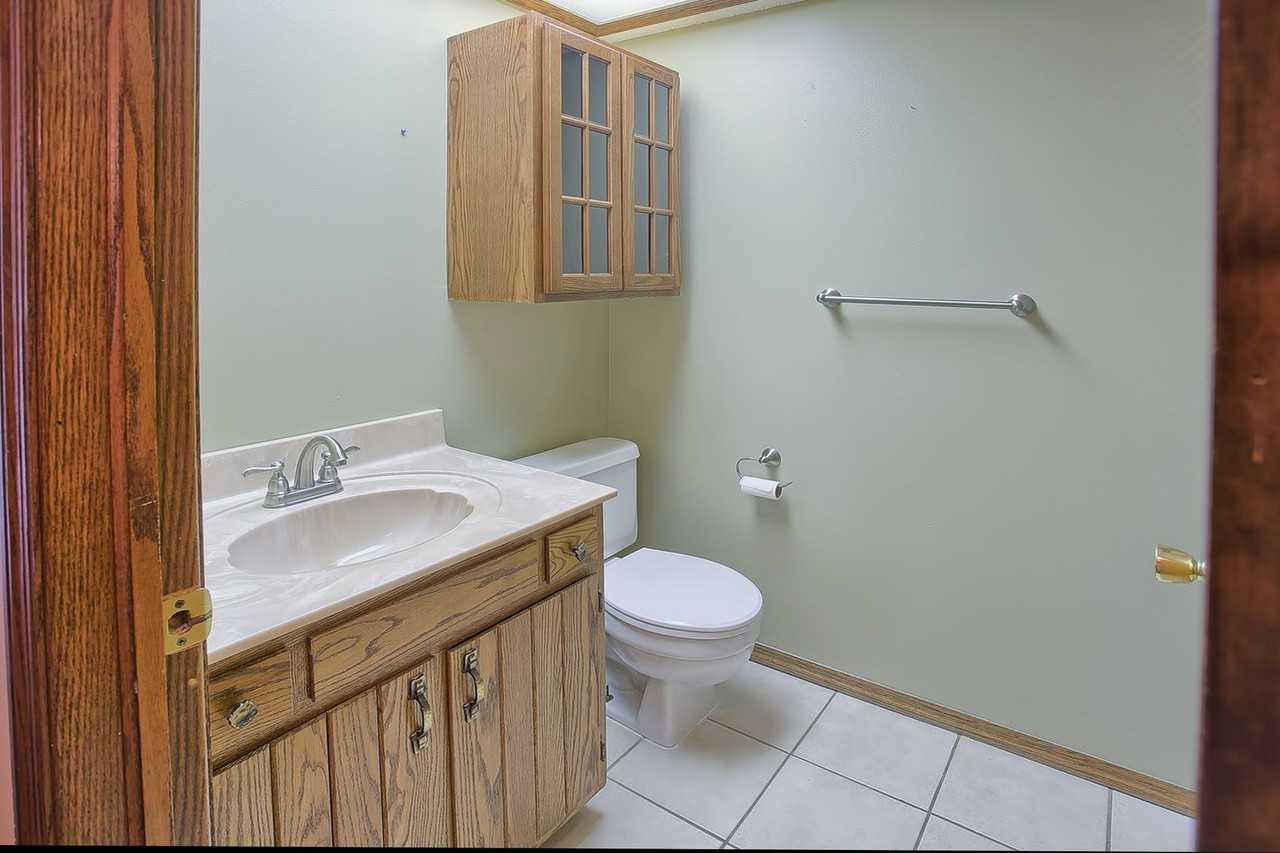 1101 Clifford Drive - Photo 6 of 26