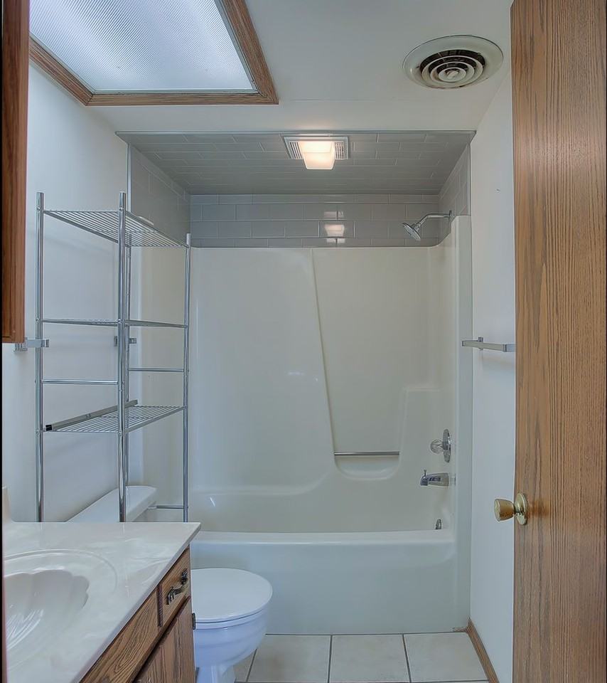 1101 Clifford Drive - Photo 7 of 26