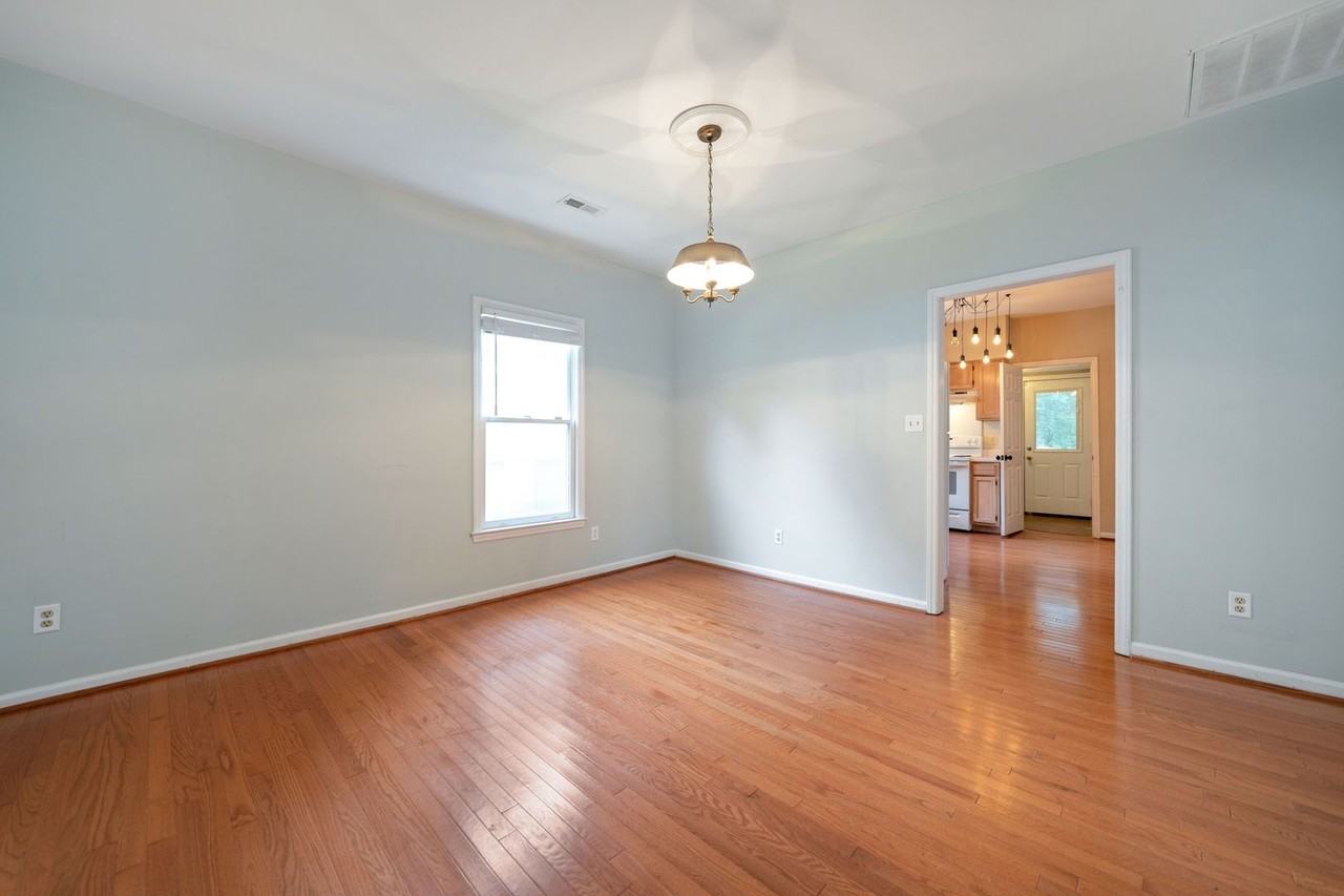 804 Gerard St - Photo 5 of 16