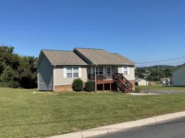 featured image of 1152 Barker Dr