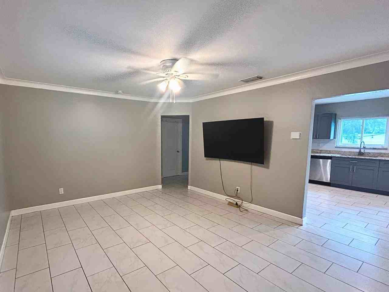 3792 26th Ave N - Photo 3 of 15