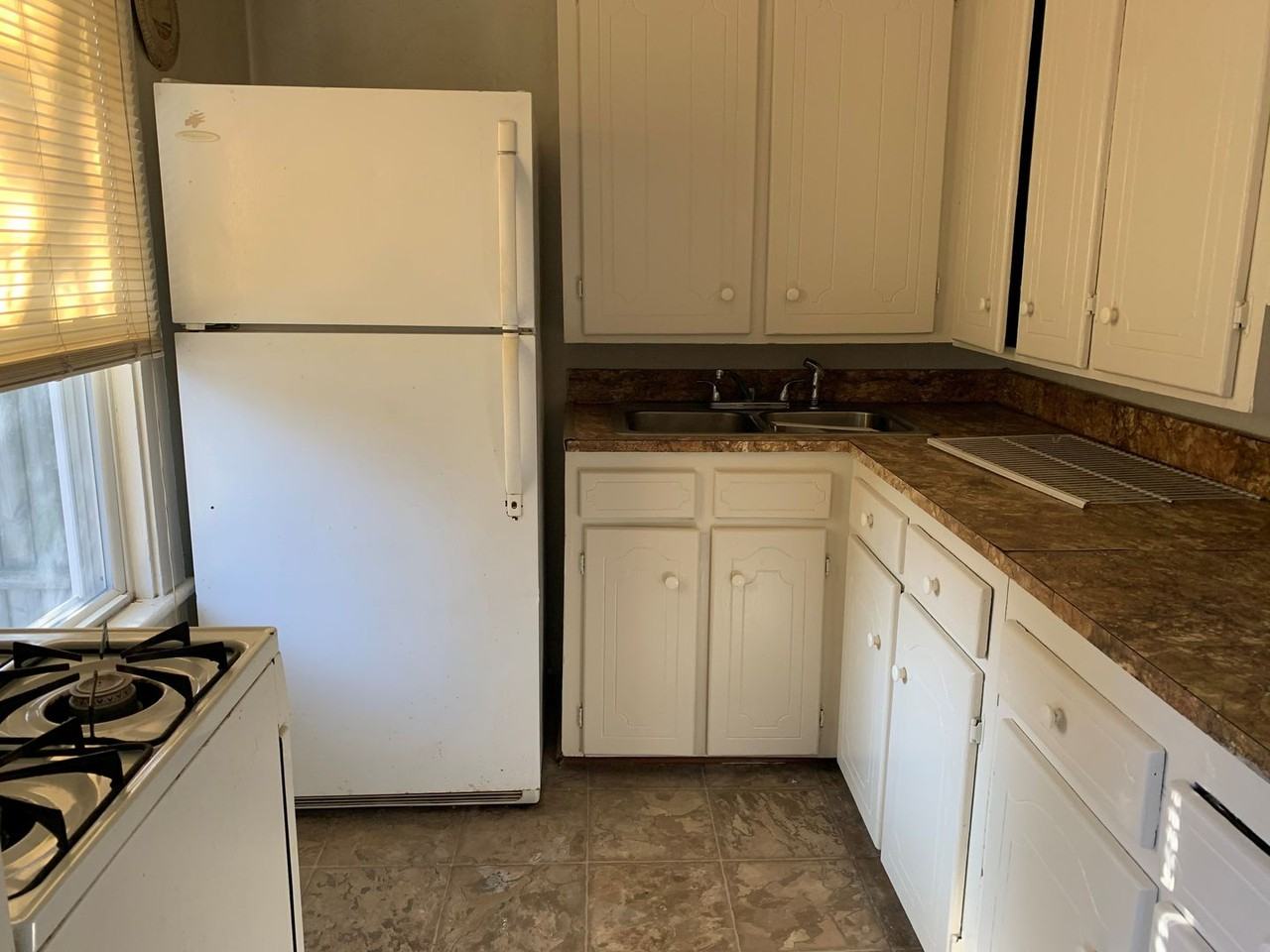 3109 E Ocean View Ave - Photo 4 of 6