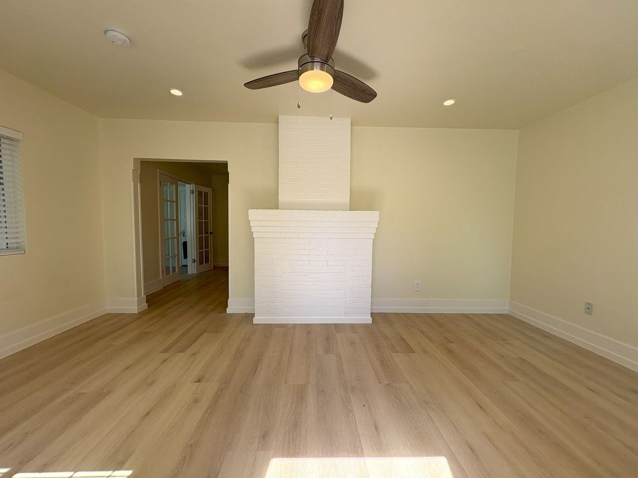 1225 Byron St - Photo 3 of 18