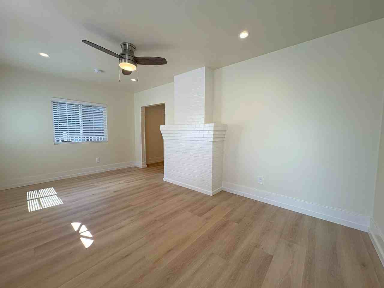1225 Byron St - Photo 5 of 18
