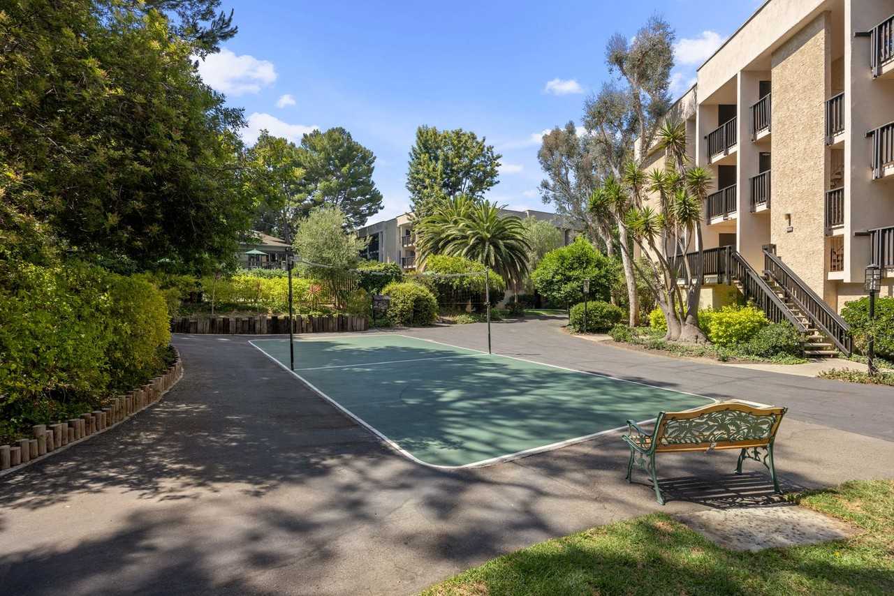 4201 Raintree Cir - Photo 2 of 22